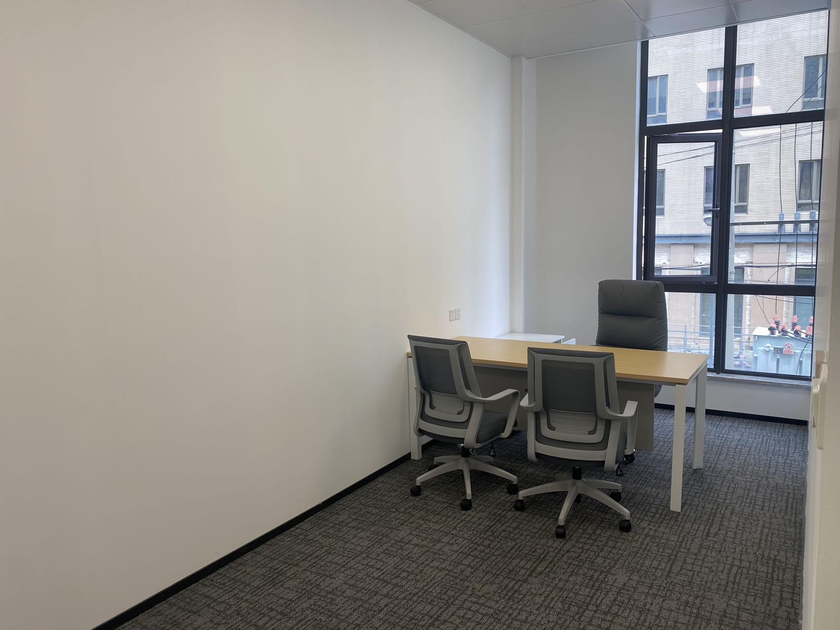 写字楼招商：POST OFFICE（昌平路958号自然美大楼）